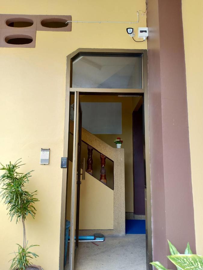 Kookkai House Hostel Patong Luaran gambar