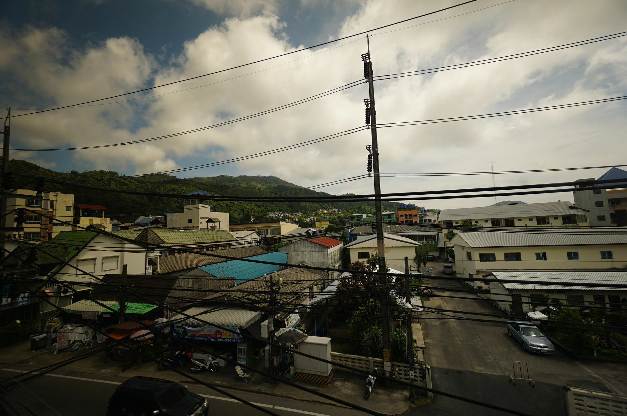 Kookkai House Hostel Patong Luaran gambar