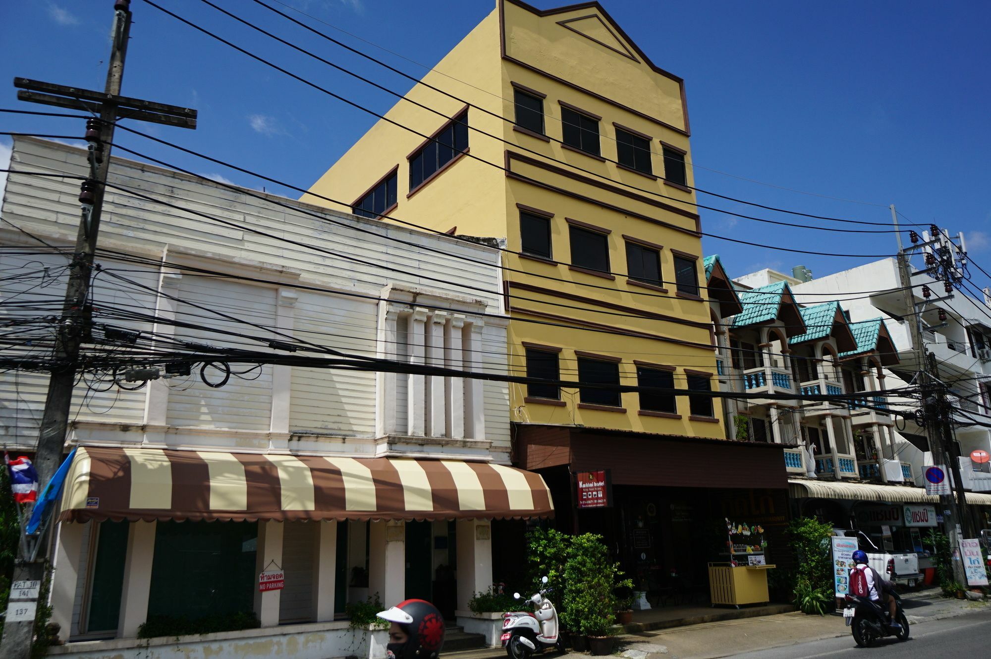 Kookkai House Hostel Patong Luaran gambar